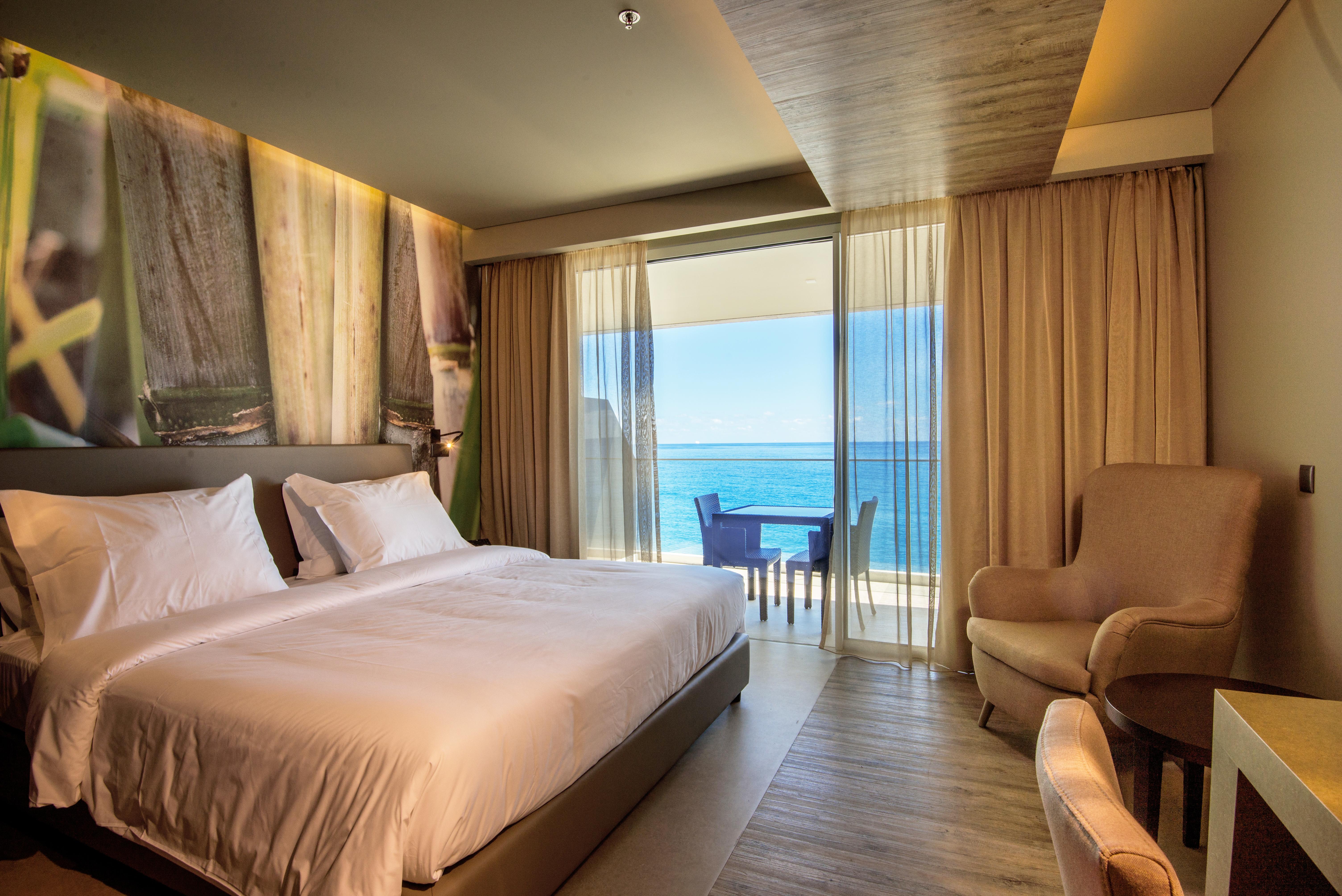 Saccharum - Resort And Spa - Savoy Signature Calheta  Εξωτερικό φωτογραφία Deluxe room