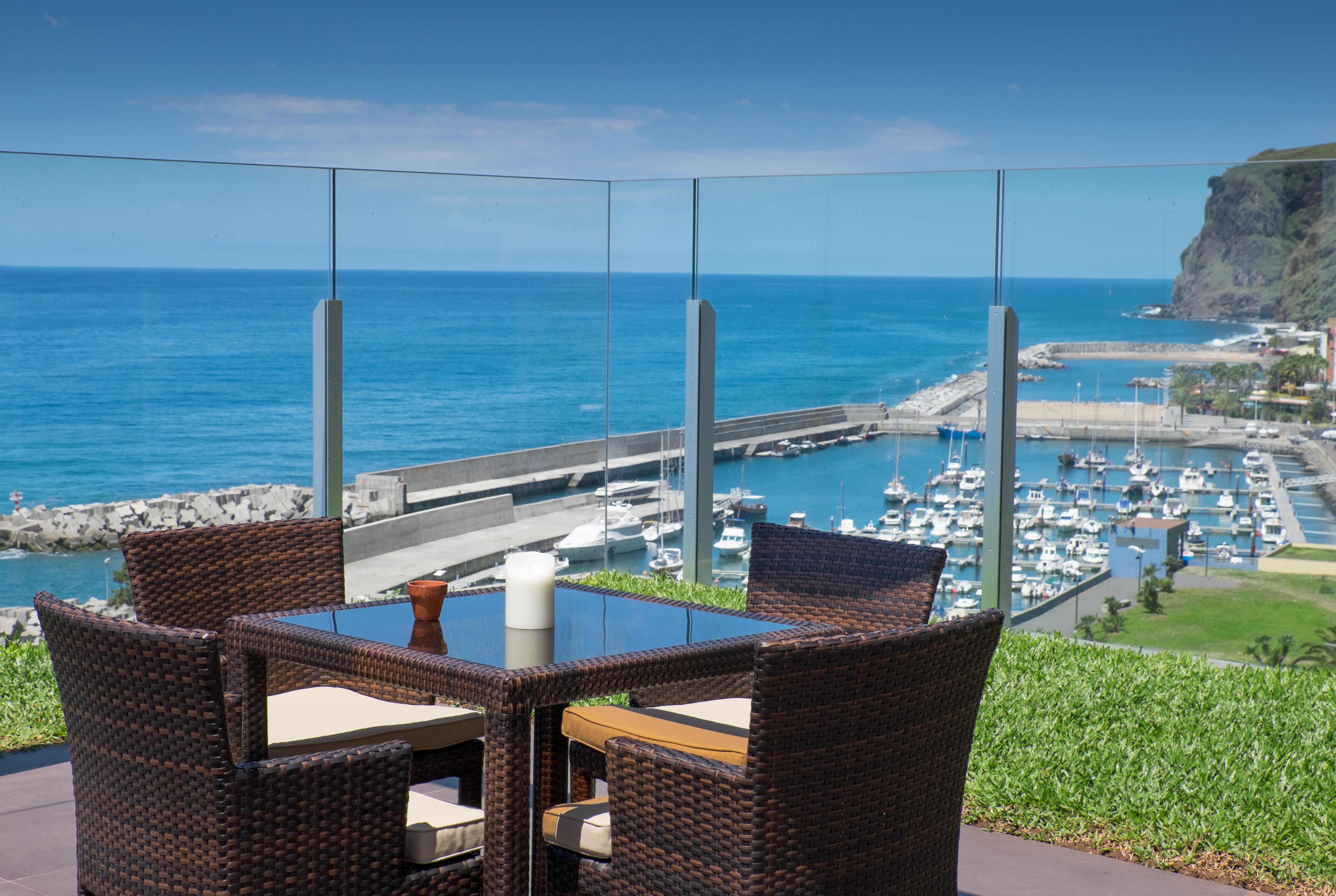 Saccharum - Resort And Spa - Savoy Signature Calheta  Εξωτερικό φωτογραφία View of the port of San Vicente from the hotel