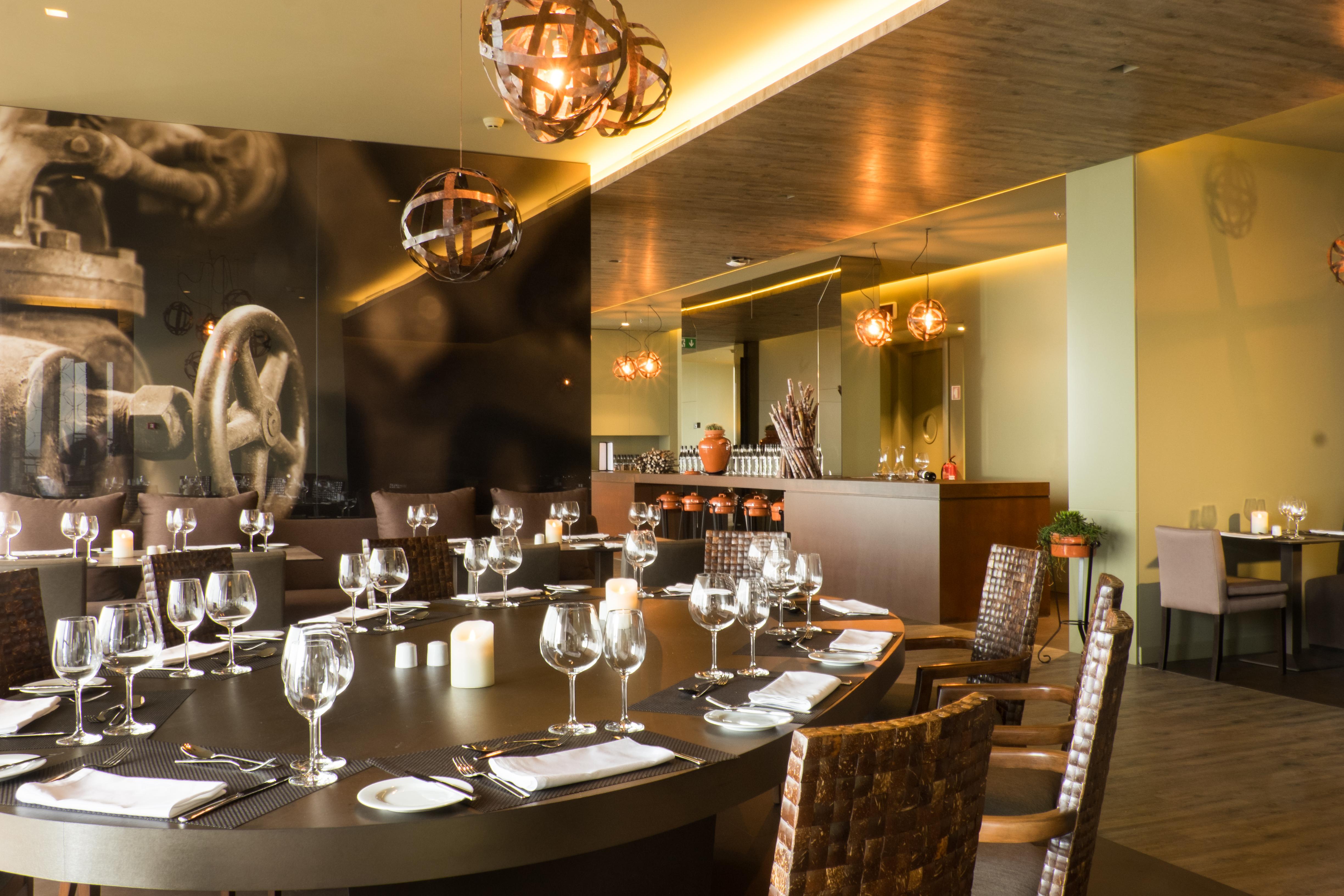 Saccharum - Resort And Spa - Savoy Signature Calheta  Εξωτερικό φωτογραφία The interior of the restaurant