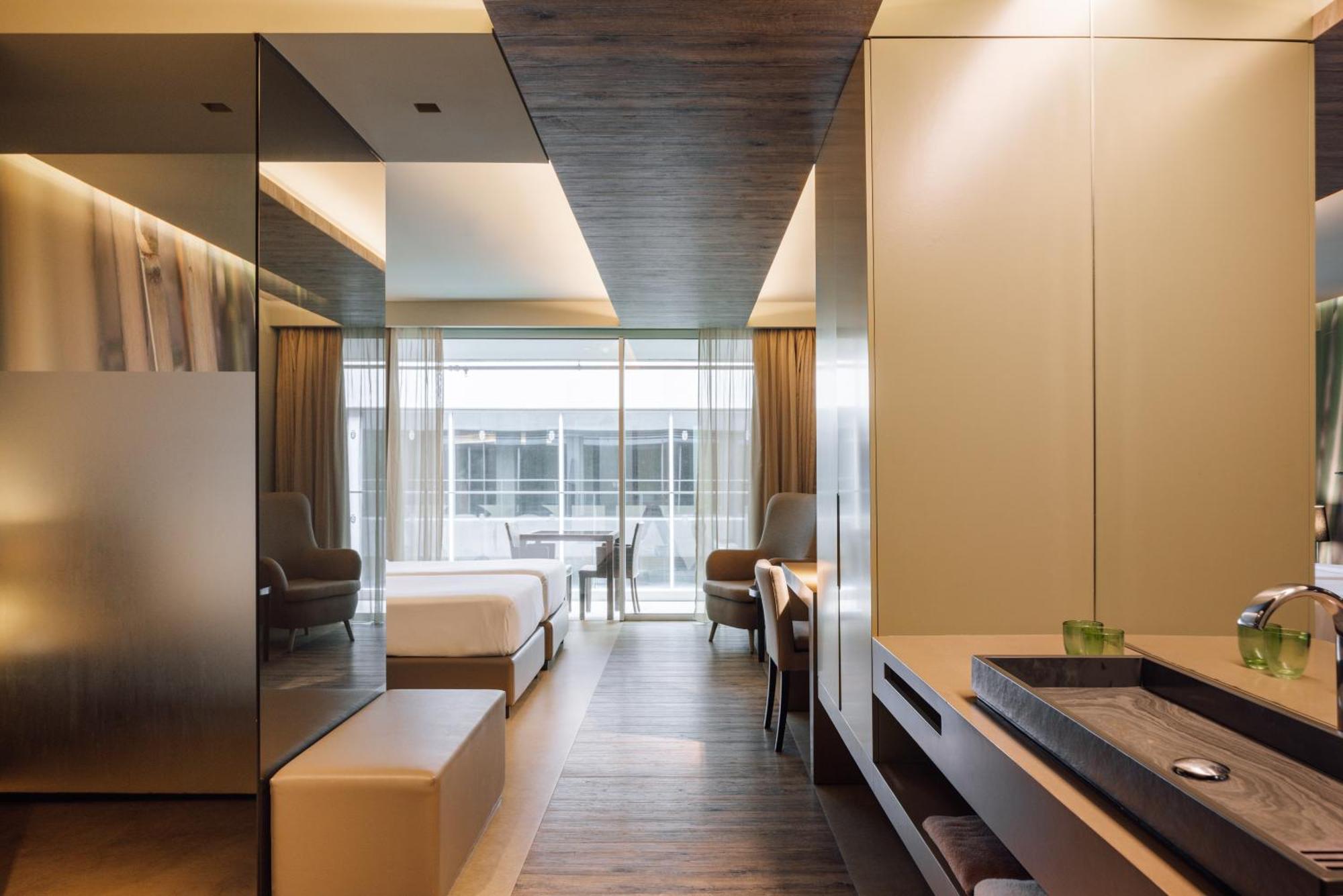 Saccharum - Resort And Spa - Savoy Signature Calheta  Εξωτερικό φωτογραφία Deluxe Room