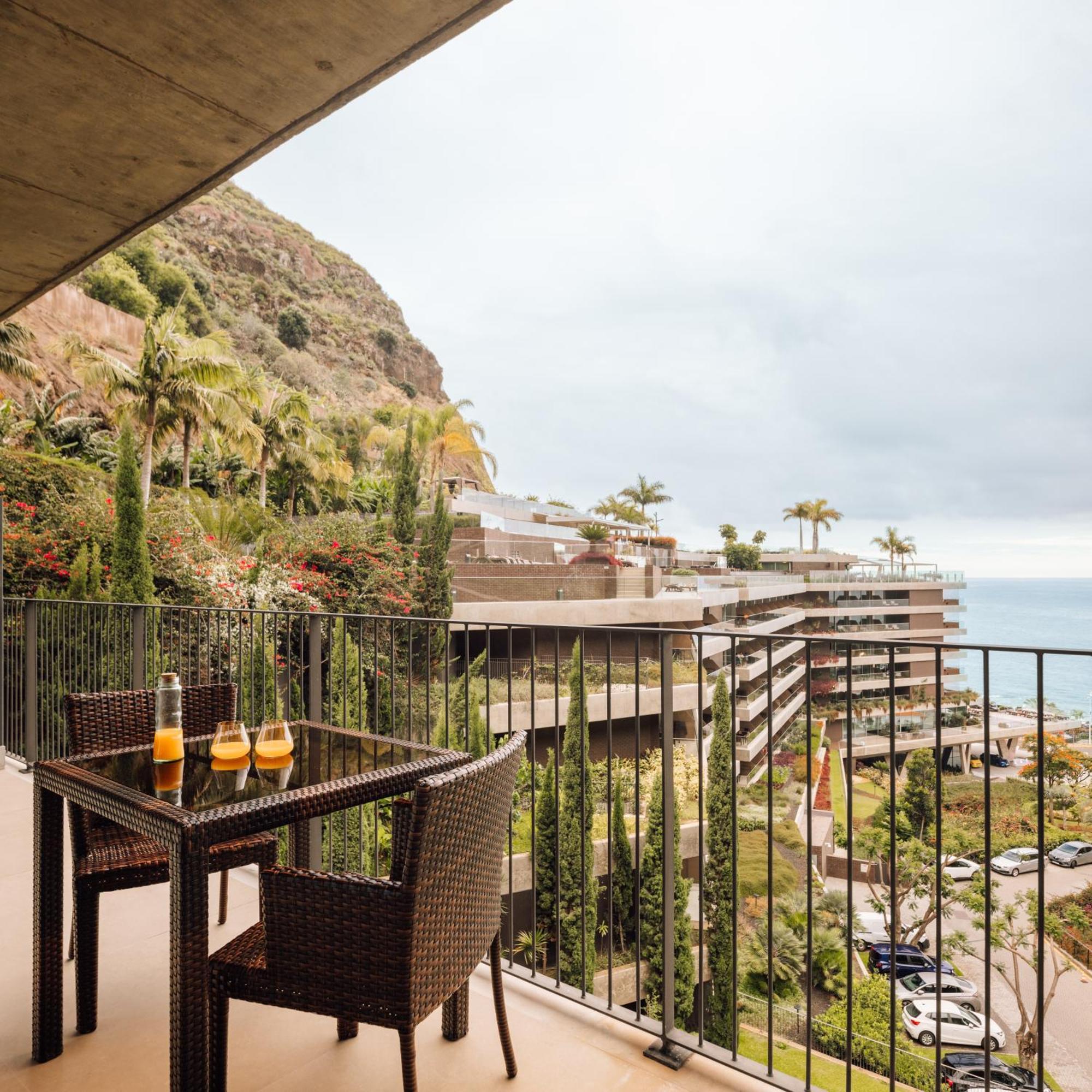 Saccharum - Resort And Spa - Savoy Signature Calheta  Εξωτερικό φωτογραφία View from the hotel