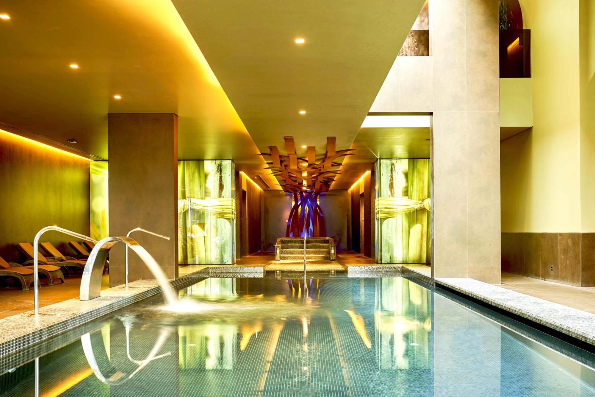 Saccharum - Resort And Spa - Savoy Signature Calheta  Εξωτερικό φωτογραφία The spa at The Landmark London