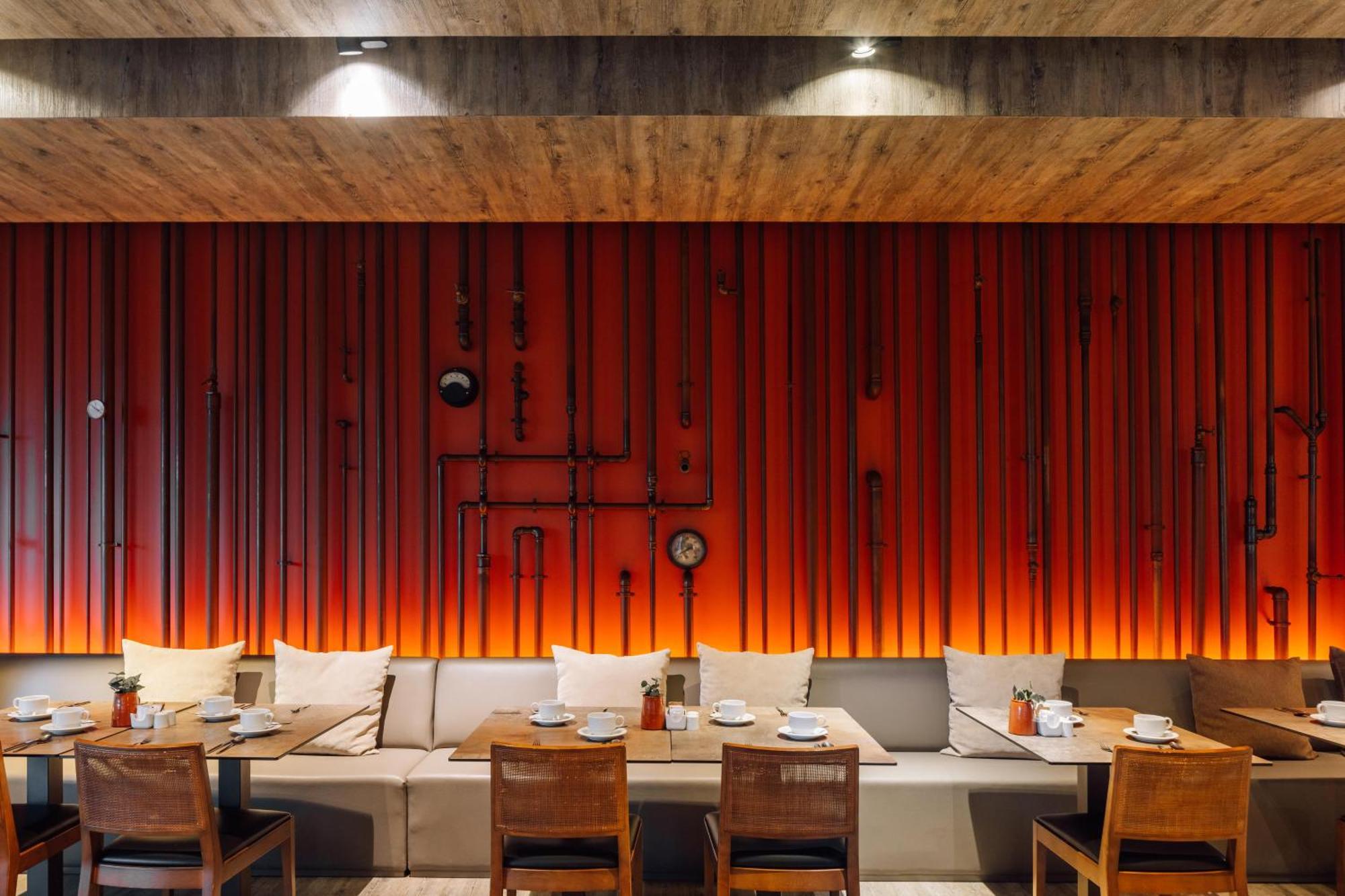 Saccharum - Resort And Spa - Savoy Signature Calheta  Εξωτερικό φωτογραφία Interior of a restaurant in the resort